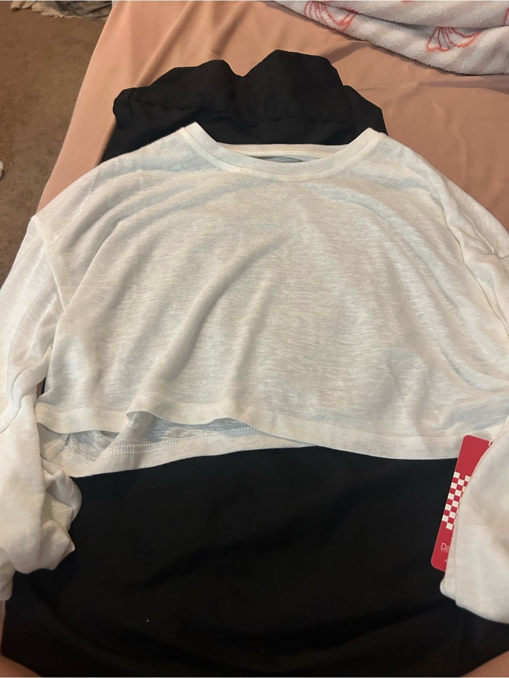 Lightweight White Layered Women’s Sweater large long sleeve crop top
